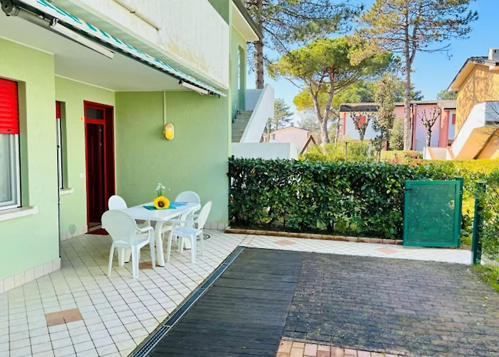 Bright Flat With Shared Swimming Pool Bibione